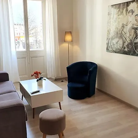 Nel Cuore Di A 100m Da Piazza Grande Apartment *