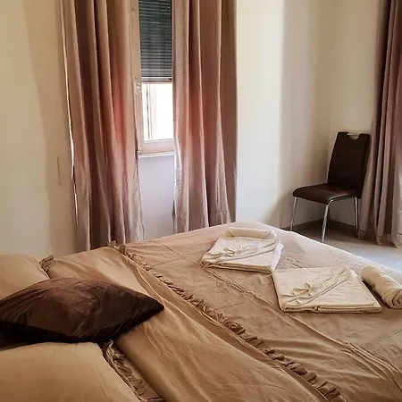 Nel Cuore Di A 100m Da Piazza Grande Apartment